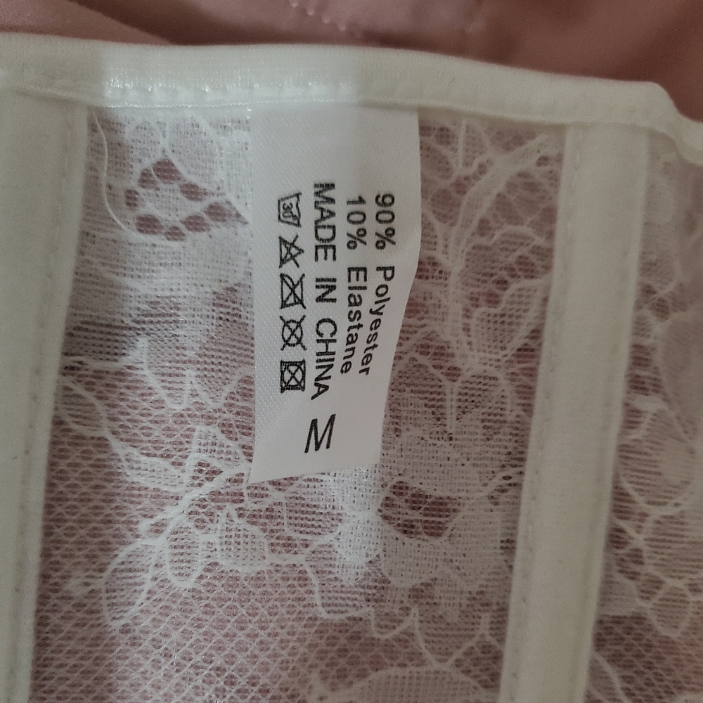 White Corset. - Picture 5 of 5